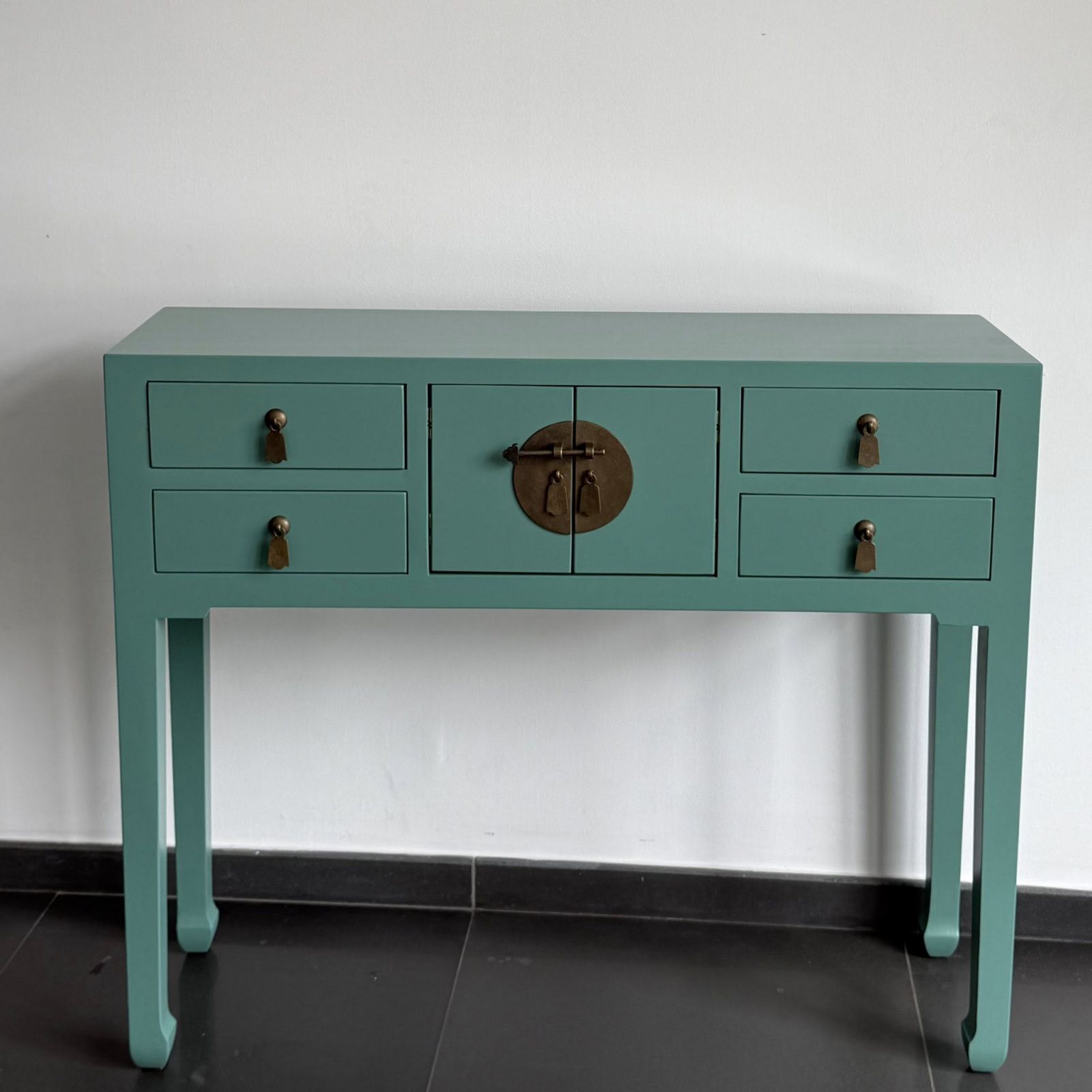 Console C563 color