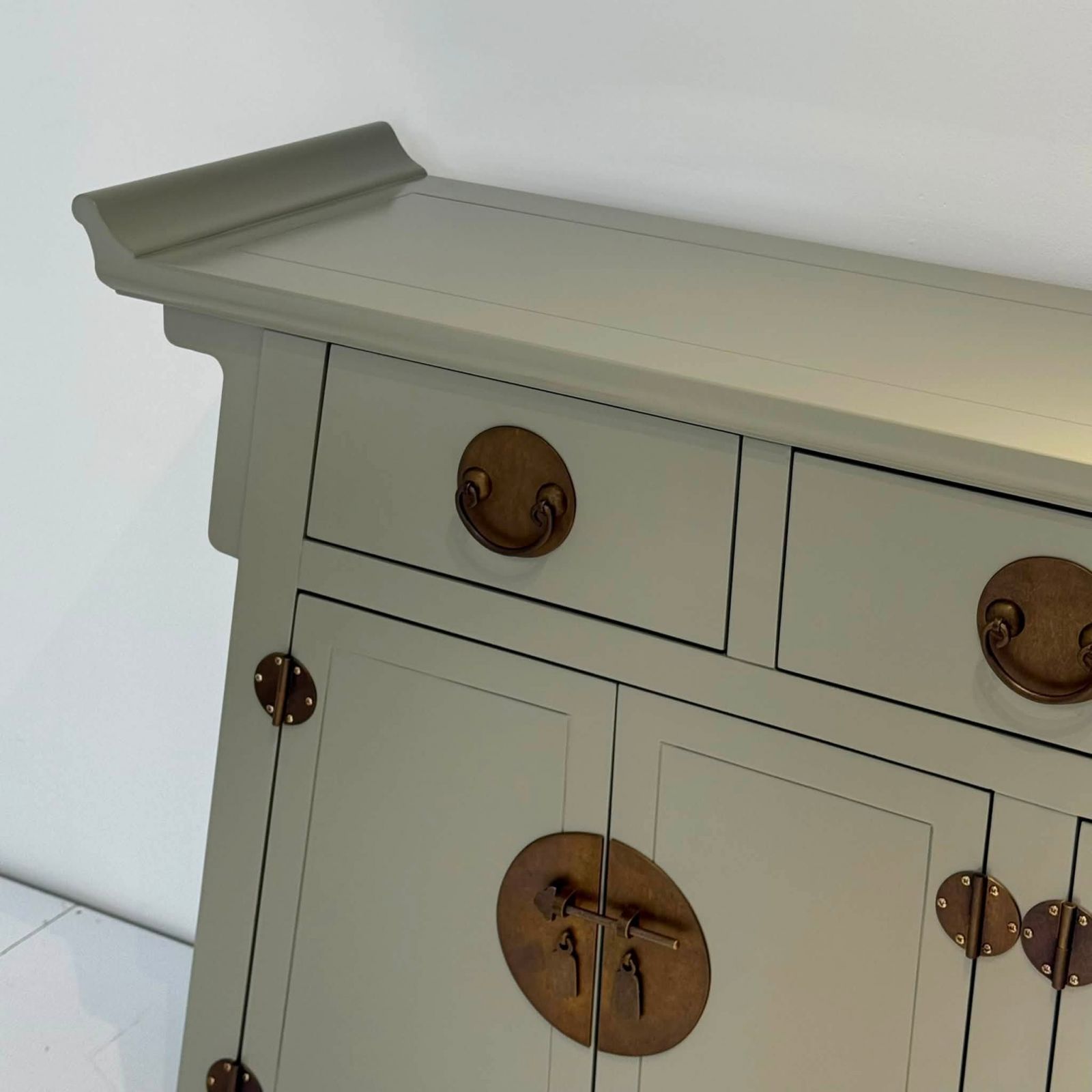Cabinet C820