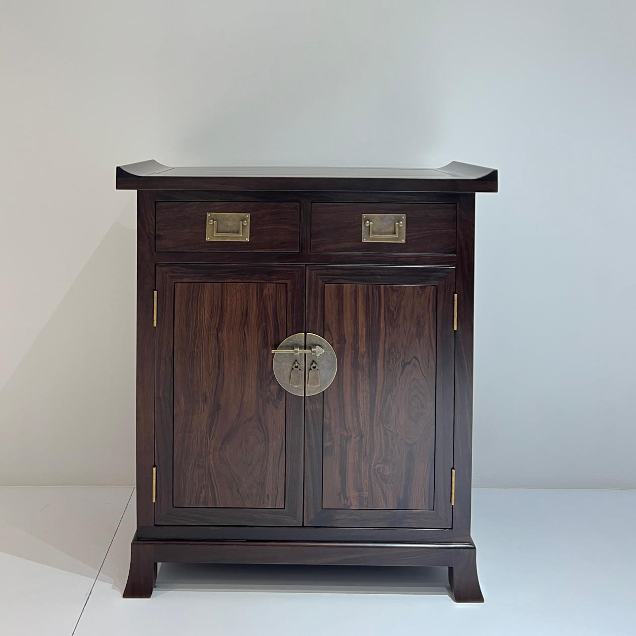 Cabinet C058