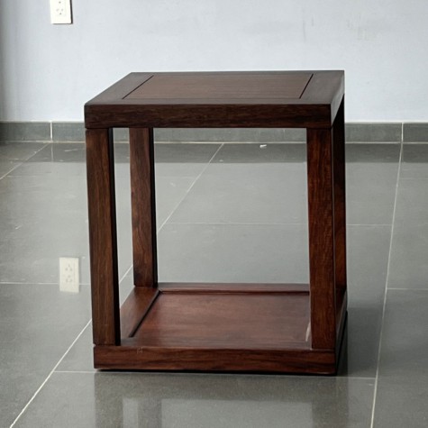 Side table C310