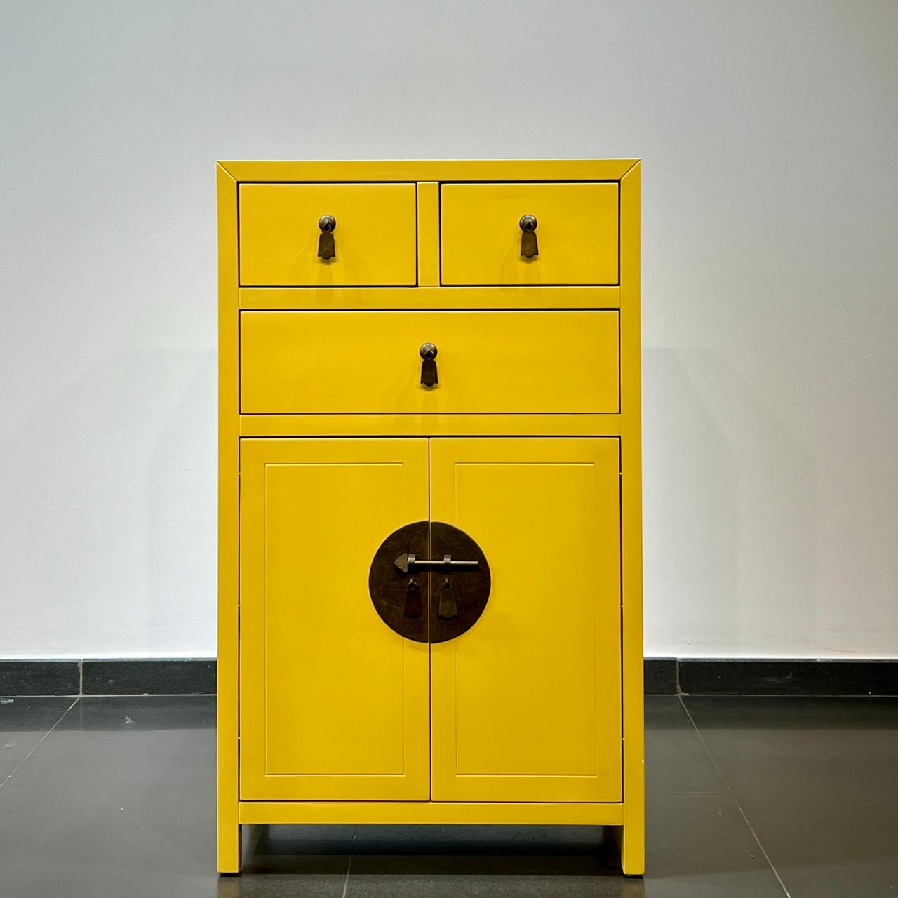 Cabinet C826
