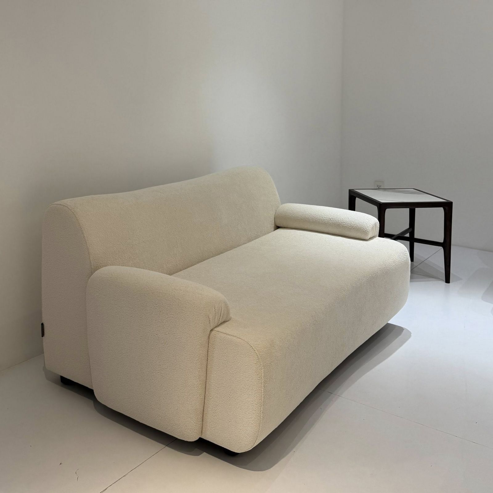 APH Sofa