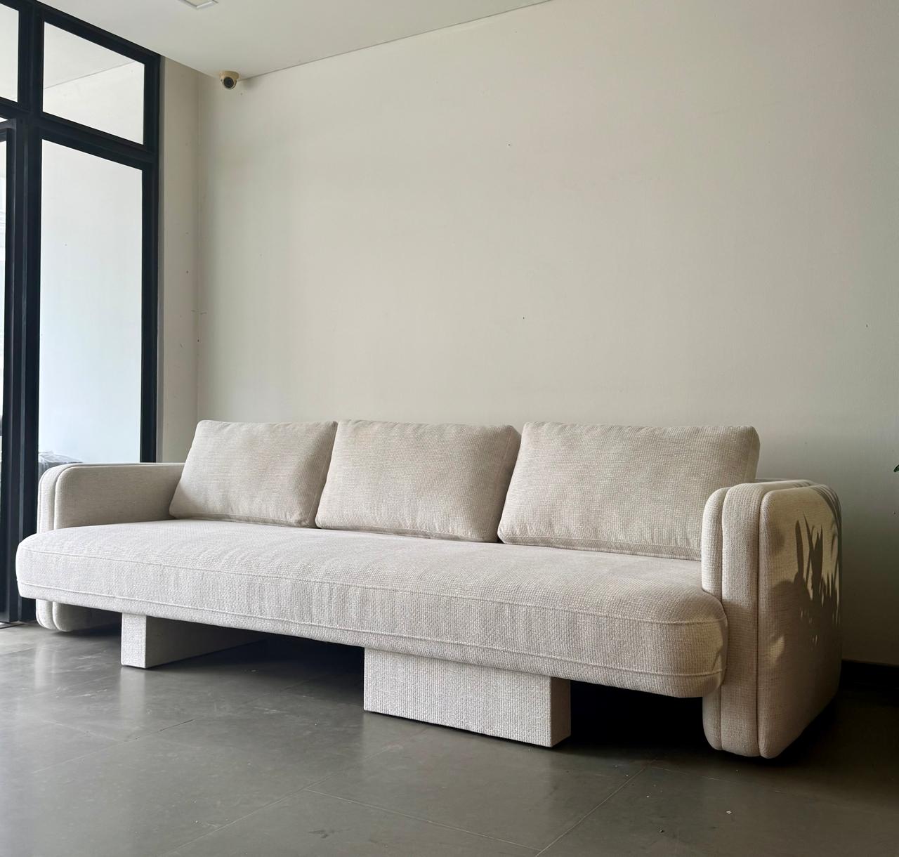 AHP 2 SOFA