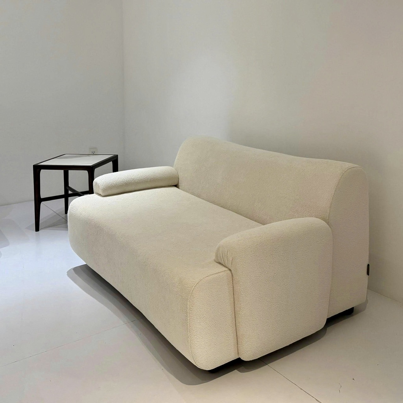 APH Sofa