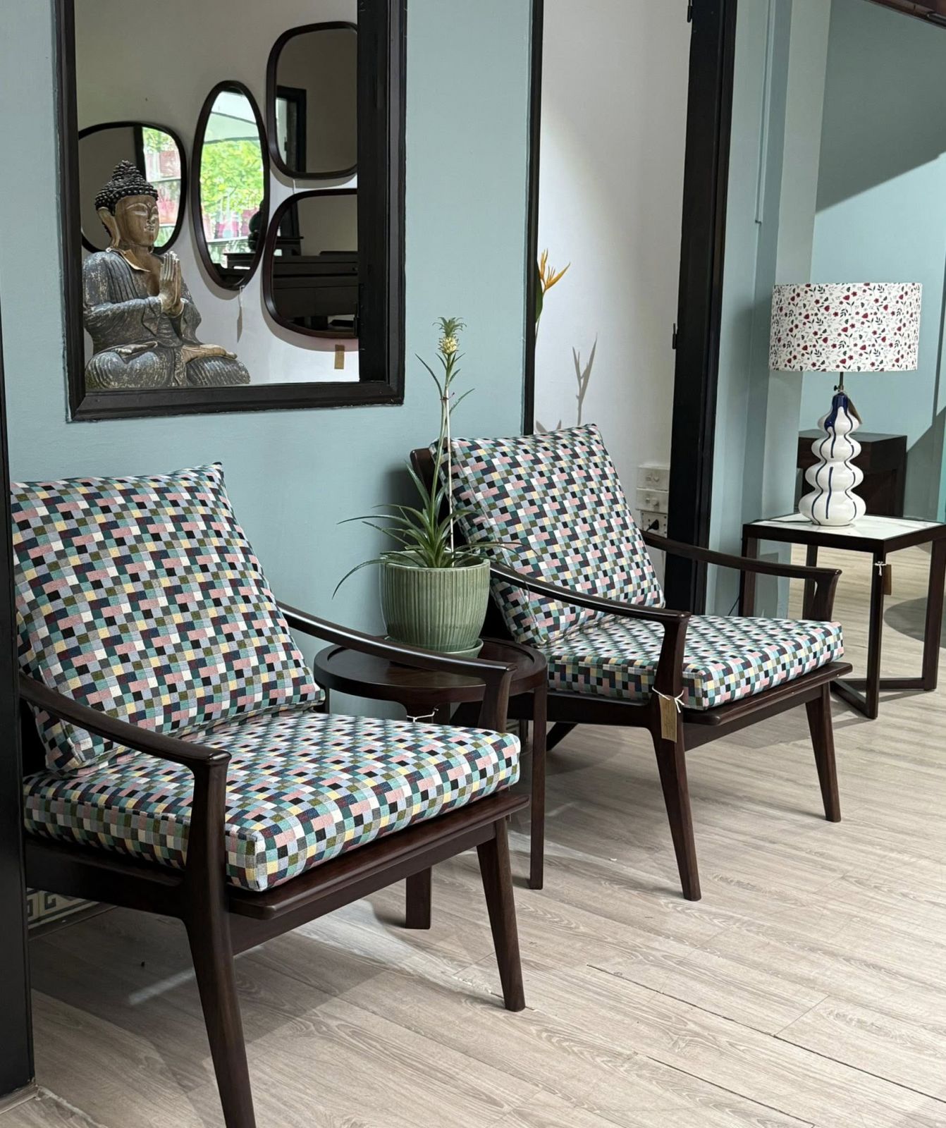Arm chair C579B
