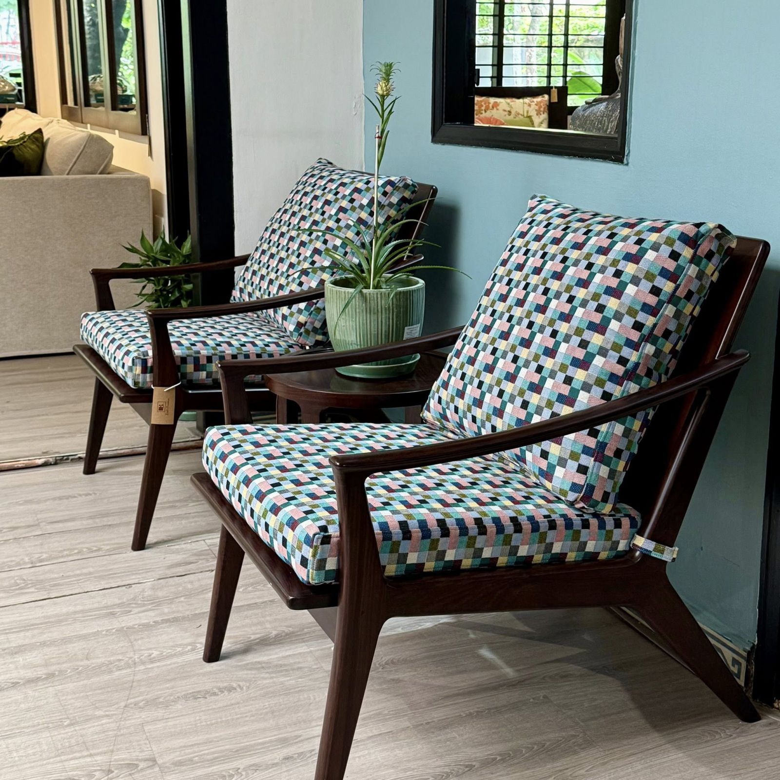 Arm chair C579B